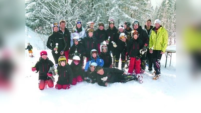 Die siegreiche Karlsfelder Renngruppe. (Foto: pi)