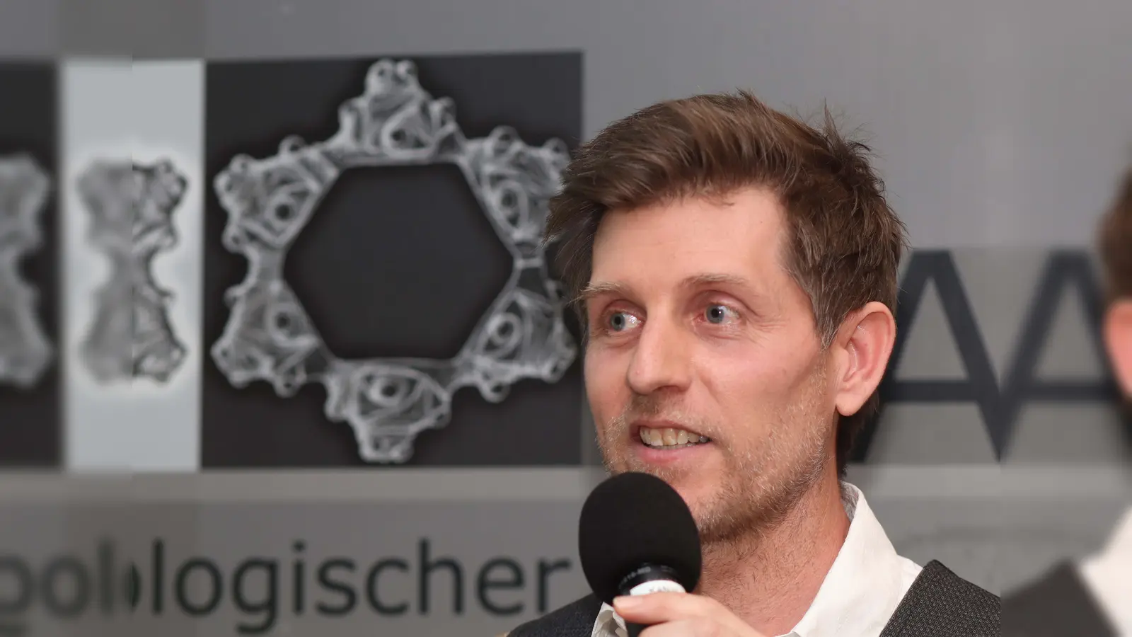 Wünscht sich einen Kreisarchäologen: Harald Krause, Vorsitzender des Archäologischen Vereins Erding beim Neujahrsempfang. (Foto: kw )