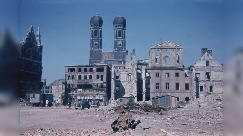 Dieses Farbdia von Dorothea Brockmann aus dem Jahr 1947 zeigt die Innenstadt als Trümmerlandschaft.  (Foto: © Münchner Stadtmuseum)