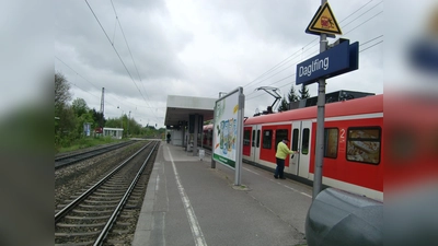 S-Bahnhof Daglfing: Die Stadt München wird einem viergleisigen Ausbau der Zugstrecke Daglfing – Johanneskirchen nur im Tunnel zustimmen. (Foto: Archiv)