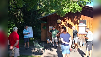 Hygieneschulung mit Abstand. (Foto: FC Fasanerie-Nord)