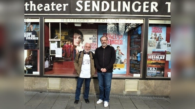 Herbert Flammensbeck (links) und Christoph Preßmer vorm Kino am Sendlinger Tor (Foto: kp)