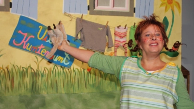 s&#39;Bredl bringt ein Kinderstück, die Geschichte von Pippi Langstrumpf, auf die Bühne. (Foto: s'Bredl)