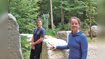 Die Organisatoren Christiane Ahlhelm und TOBEL freuen sich auf viele Besucher beim 5. Symphosium.	 (Foto: VA)