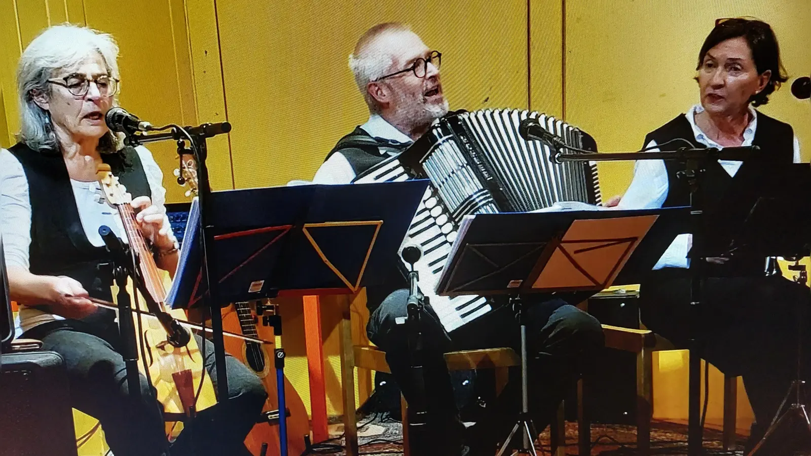 Von links: Lioba Pupeter, Robert Tänzer und Walli Birnbacher-Tänzer. (Foto: Robert Tänzer)