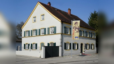 Im Museum Franz Xaver Stahl wird „moderne tierische Kunst” gemacht.  (Foto: Museum F. X. Stahl)