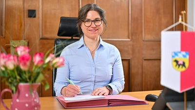 Monika Schwind hat ihr Amt als Oberbürgermeisterin der Stadt Freising angetreten. (Foto: Dirk Daniel Mann)