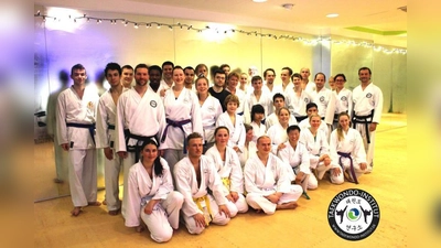Unter dem Motto „Sprenge deine Grenzen” fand am Taekwondo-Institut in Berlin ein erfolgreicher Speziallehrgang statt, der der geistigen und körperlichen Weiterentwicklung der Aktiven diente. (Foto: pi)