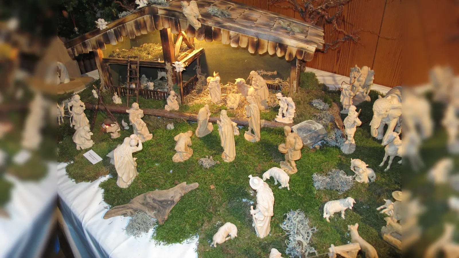 Liebevoll zusammengestellte Weihnachtskrippen in einer Ausstellung vom 30. November bis 1. Dezember in Perlach zu sehen. (Foto: Festring Perlach)