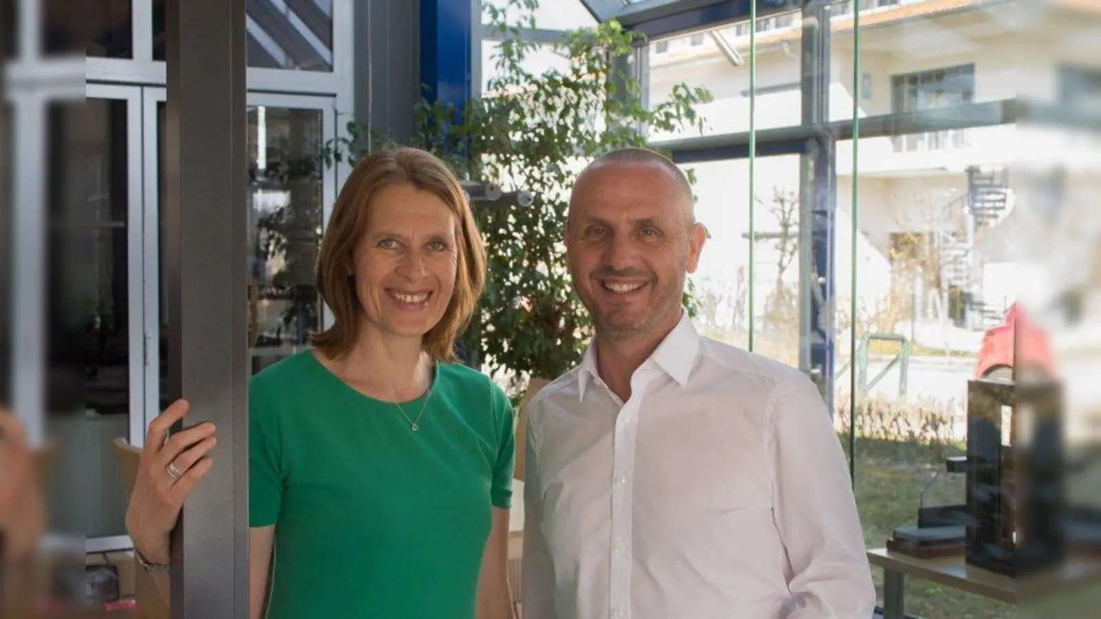 Martin und Sabine Gutheil freuen sich auf die Besucher am 27. April zum Schau- und Informationstag in Wörthsee / Etterschlag. (Foto: Niklas Gutheil)