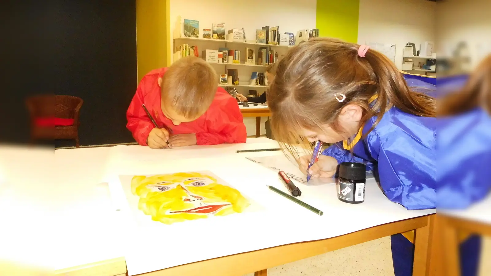 In der Kreativschmiede werden die Kids kreativ. (Foto: DAKS)