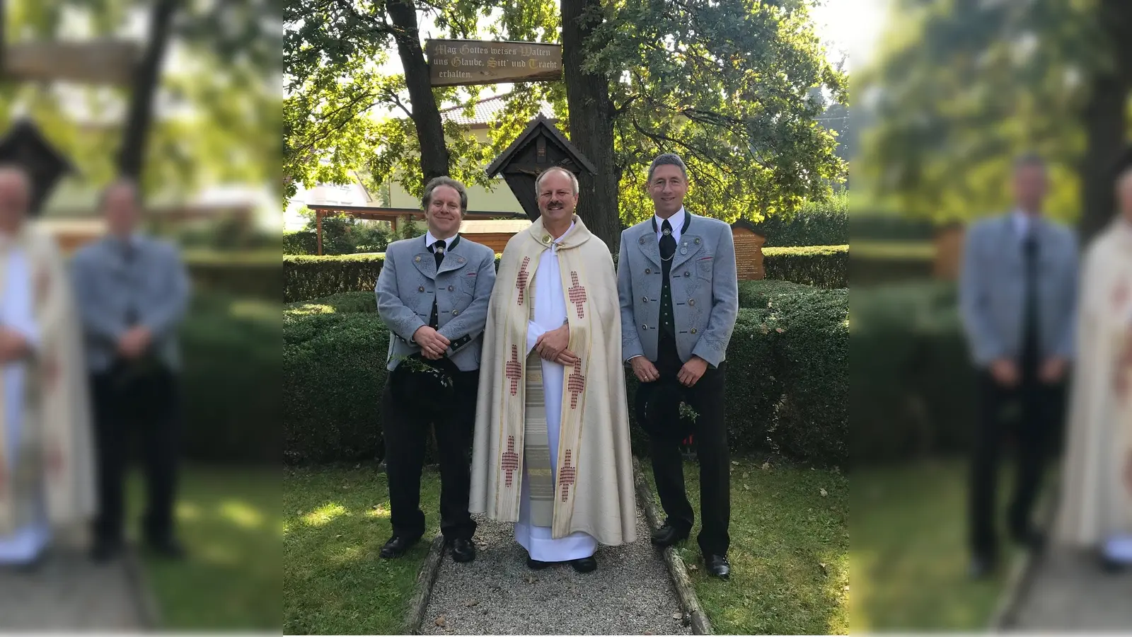 "Mag Gottes weises Walten uns Glaube, Sitt' und Tracht erhalten", heißt es am Ehrenmal der Würmbachtaler. (Foto: VA)