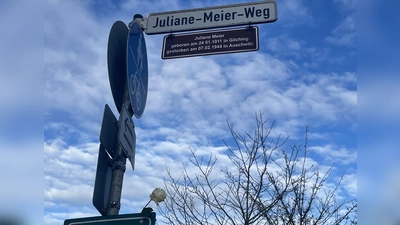 Jedes Jahr legt Martin Pilgram eine weiße Rose zum Jahrestag an den Juliane-Meier-Weg. (Foto: pst)