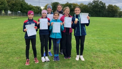 Gute Leistungen erbrachten die Mädchen des TSV im Fünfkampf. Angela Escobar durfte sich sogar über eine Goldmedaille freuen.  (Foto: TSV Neufahrn)