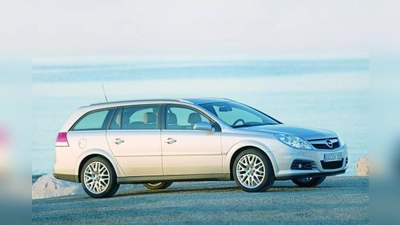 So sieht das Firmenauto aus. Die Polizei fahndet nach einem silbernen Opel Vectra mit dem Kennzeichen H-GK 2010. (Foto: Polizei)