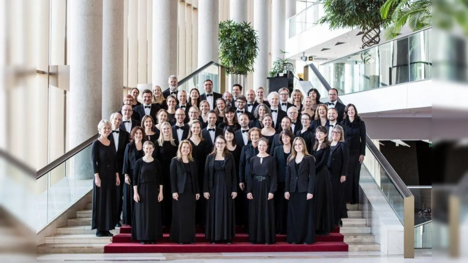 Mit stimmungsvollen Melodien führt der Münchener Bach-Chor durch seinen Weihnachtsliederabend. (Foto: Münchener Bach-Chor)