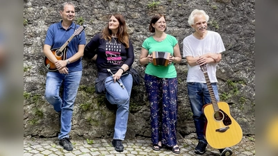 Dulcimore spielt in der Christuskirche wieder für Folk-Fans. (Foto: Dulcimore GbR)