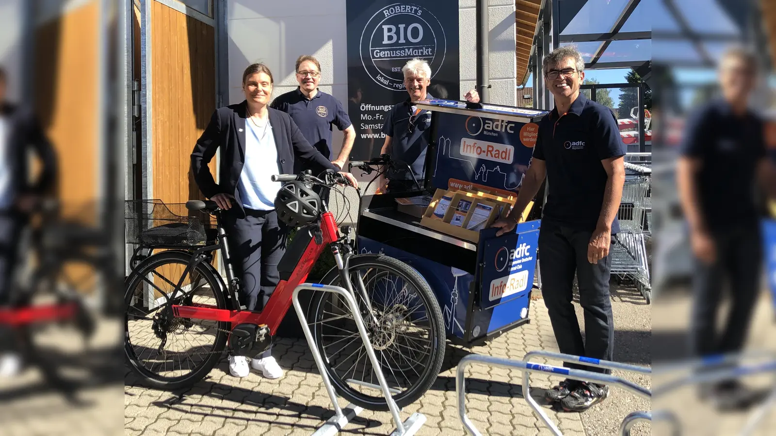 Bürgermeisterin Mindy Konwitschny freut sich, dass das neue Bikesharing-System MyRadl auch nach Höhenkirchen-Siegertsbrunn kommt. (Foto: hw)