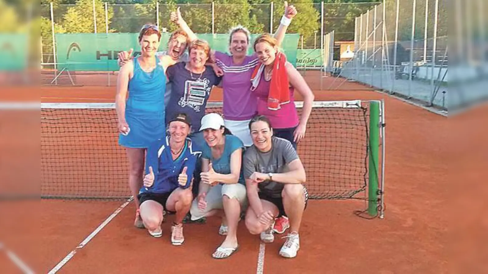 Die Damen 30 des SV-Helfendorf, Sparte Tennis durften sich über einen Wiederaufstieg freuen.	 (Foto: VA)
