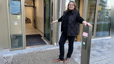 Patrycja Marek lädt in die Räume des Nachbarschaftstreffs in die Ute-Strittmatter-Straße 30 ein. (Foto: pst)