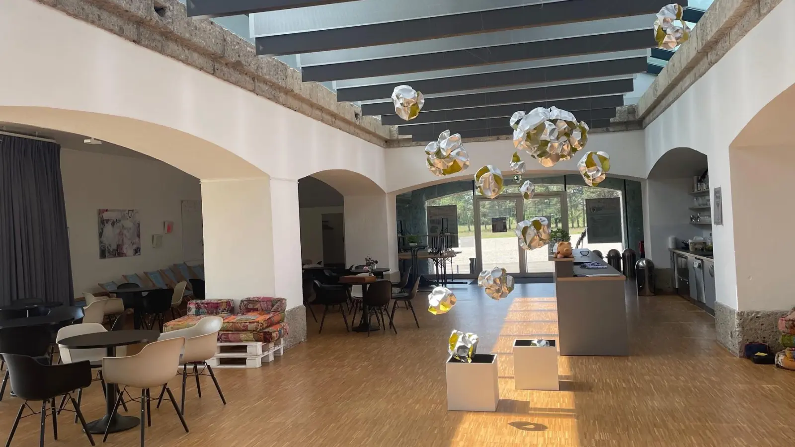 Der Kopfbau Riem hat sich als lebendige Event-Location für Kulturprojekte etabliert. (Foto: Echo e.V)