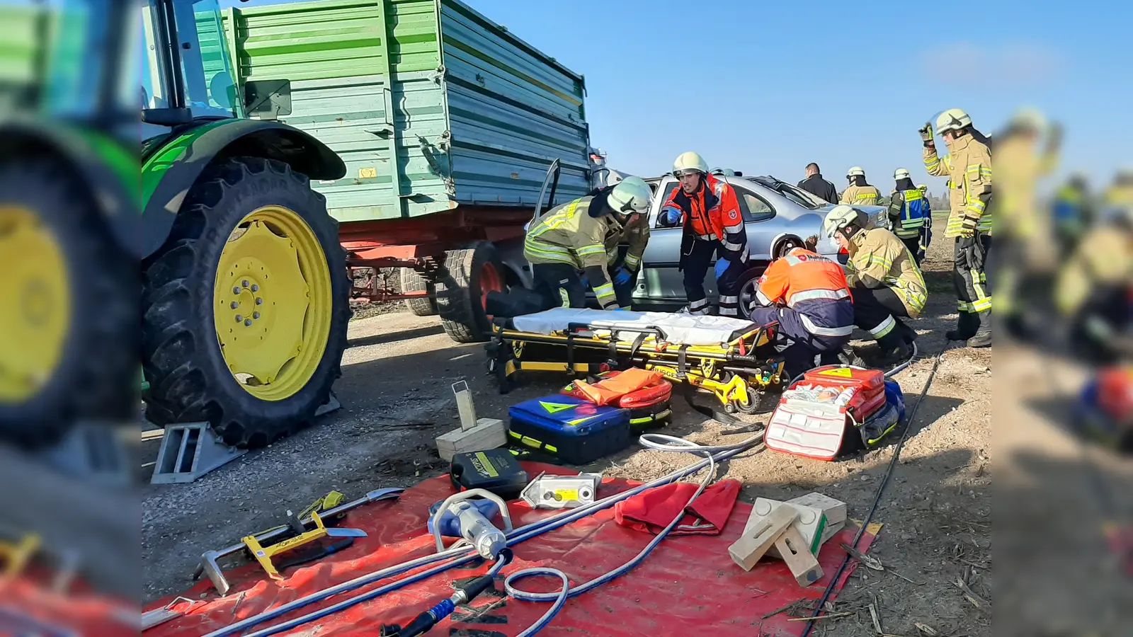 Ein gemeinsamer Übungstag von Feuerwehr, THW und Maltester Hilfsdienst in Hallbergmoos brachte die Einsatzkräfte ins Schwitzen. (Foto: Malteser Hilfsdienst)