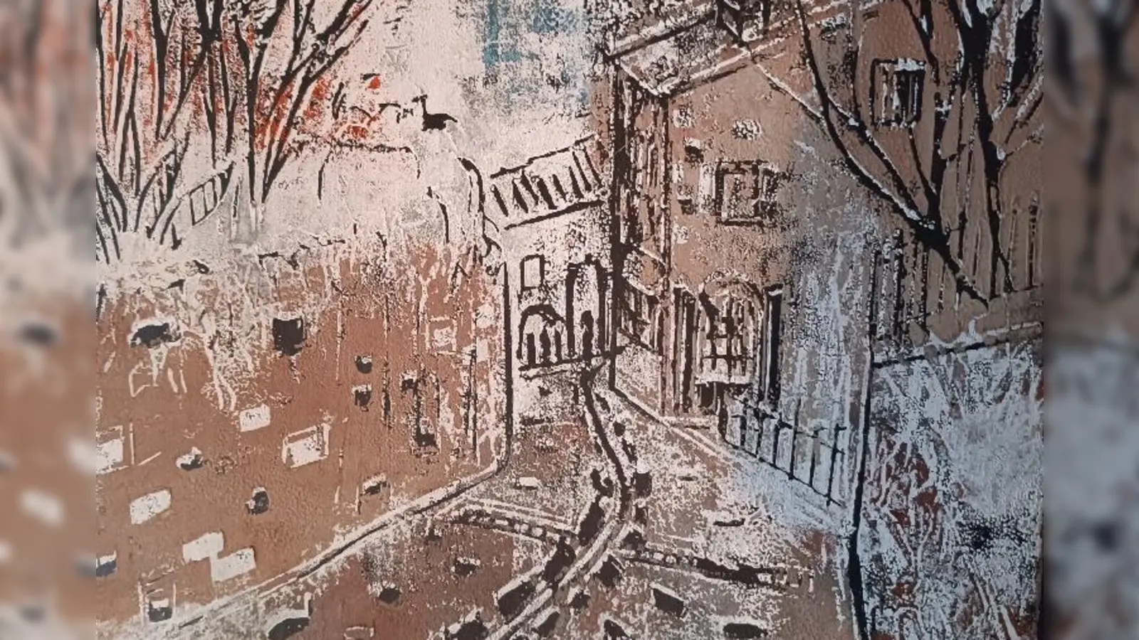 Es werden verschiedene, mehrfarbige Holzschnitte in Reduktionstechnik gezeigt. (Bild: Helena Geißler)