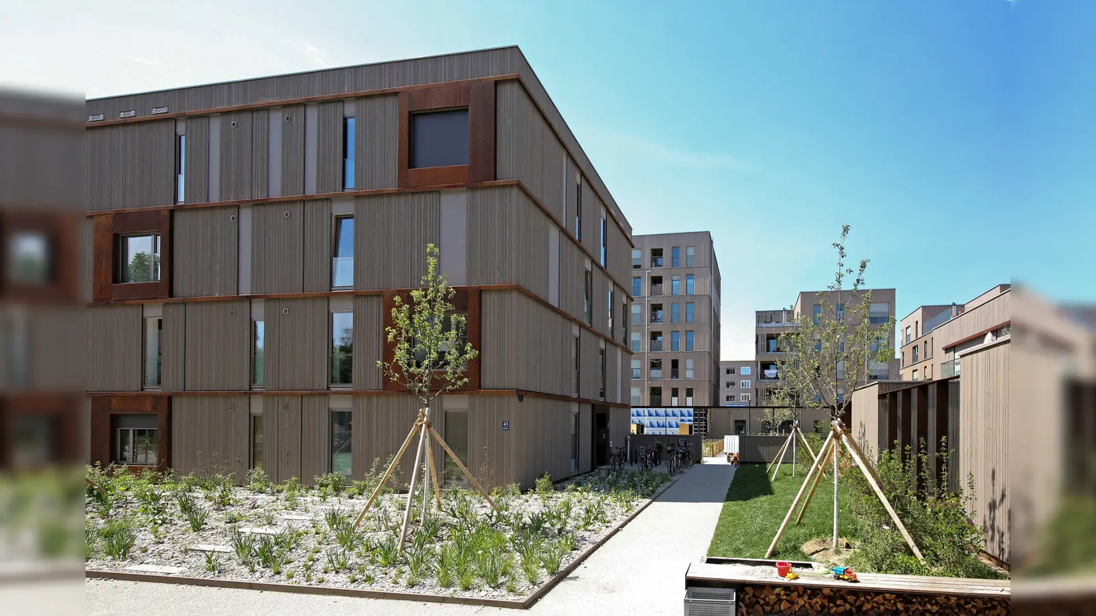 Die ökologische Mustersiedlung in Holzbauweise ist Teil des neuen Stadtquartiers Prinz-Eugen-Park im Bezirk Bogenhausen. (Foto: Michael Nagy/Landeshauptstadt München)