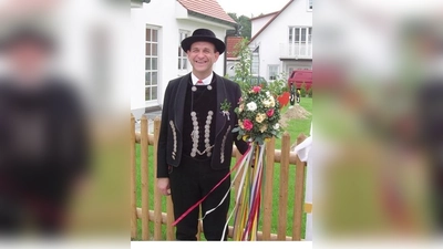 Zu Gast beim nächsten Vereinsabend der D’Ampertaler Dachau: Sigi Bradl, der ehemalige Vorsitzende des „Fördervereins Bairische Sprache und Dialekte“. (Foto: Förderverein)