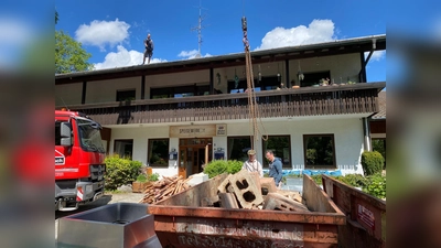 Gemeinsam wurde im Freizeitheim angepackt. (Foto: Gemeinde Gilching)