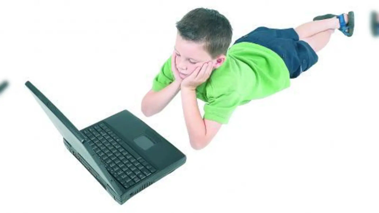 Beleidigungen im Chat-Room, Drohungen per E-Mail - wenn Eltern erfahren, dass ihr Kind Opfer von Cybermobbing wurde, ist es vor allem wichtig, schnell zu handeln. (Foto: photos.com)