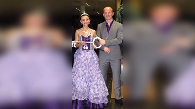 Prinzessin Nadin I. und Prinz Andre I. von der "Feringa" kommen nach Ismaning. (Foto: Feringa)