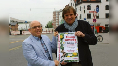 „Wir freuen uns auf ein großes Familien-Spektakel.“ Stadtteilmanager Christian Bitter und Aktives-Pasing-Vorstand Jürgen Kirner (v.r.) haben viele Mitstreiter für den Pasing Samstag gewonnen. (Foto: US)