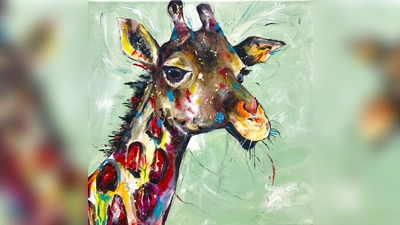 Beeindruckend: Diese Giraffe von Petra Deschler ist bei „München malt” entstanden. (Foto: Deschler)