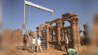Ein Bild aus Zeiten, in der die Arbeit am Naga-Projekt im Sudan noch möglich war. Wegen des Bürgerkrieges ist die Situation dort jetzt chaotisch.  (Foto: © Naga Projekt)