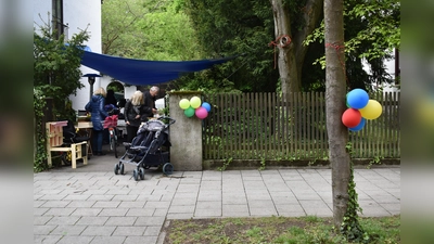 Der Münchener Norden muss dieses Jahr auf die beliebten Hofflohmärkte verzichten, außer sie fahren in die Nachbarschaft, etwa nach Nymphenburg. Aber die ersten Termine für 2021 stehen schon fest. (Archivbild: Daniel Mielcarek)