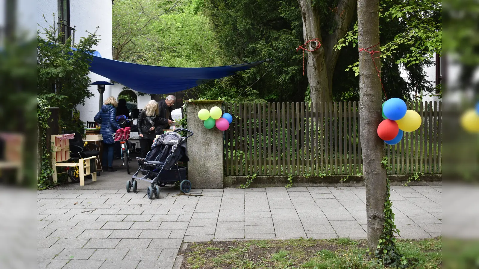 Der Münchener Norden muss dieses Jahr auf die beliebten Hofflohmärkte verzichten, außer sie fahren in die Nachbarschaft, etwa nach Nymphenburg. Aber die ersten Termine für 2021 stehen schon fest. (Archivbild: Daniel Mielcarek)