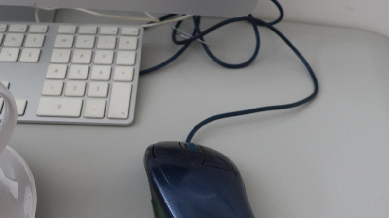 Bei einer Tasse Kaffee wird einem in Sachen Handy, Tablet und PC geholfen.  (Foto: mha)