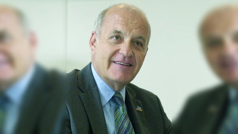 „Politiker versprechen kreditfinanzierte Steuergeschenke, die die Bürger mit Zins und Zinseszins selbst zahlen müssen“: Professor Götz W. Werner, Leiter des Karlsruher Instituts für Entrepreneurship und dm-Gründer. (Foto: pi)