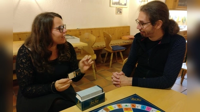 Veronika Graf und Martin Mössmer gehören zu den Darstellern des Stücks "In alter Frische". (Foto: VA)