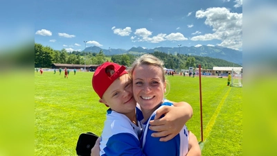 Mit oder ohne Handicap – im Inklusionsteam sind alle gleichwertig, einzigartig und ganz besondere Menschen: Sie können den Sport auf unbeschwerte Art erleben. (Foto: SCL)