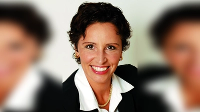 Ministerin Christine Haderthauer verlieh den Integrationspreis „JobErfolg 2008“. (Foto: CSU)