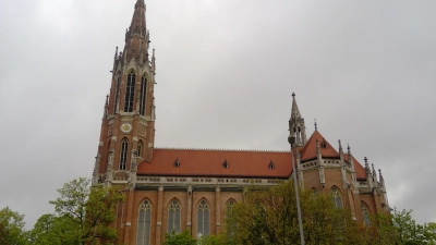 In Giesing kann am Tag des Offenen Denkmals die katholische Heilig-Kreuz-Kirche besichtigt werden. Die neugotische Hallenkirche wurde 1886 eingeweiht. (Archivbild: bas)