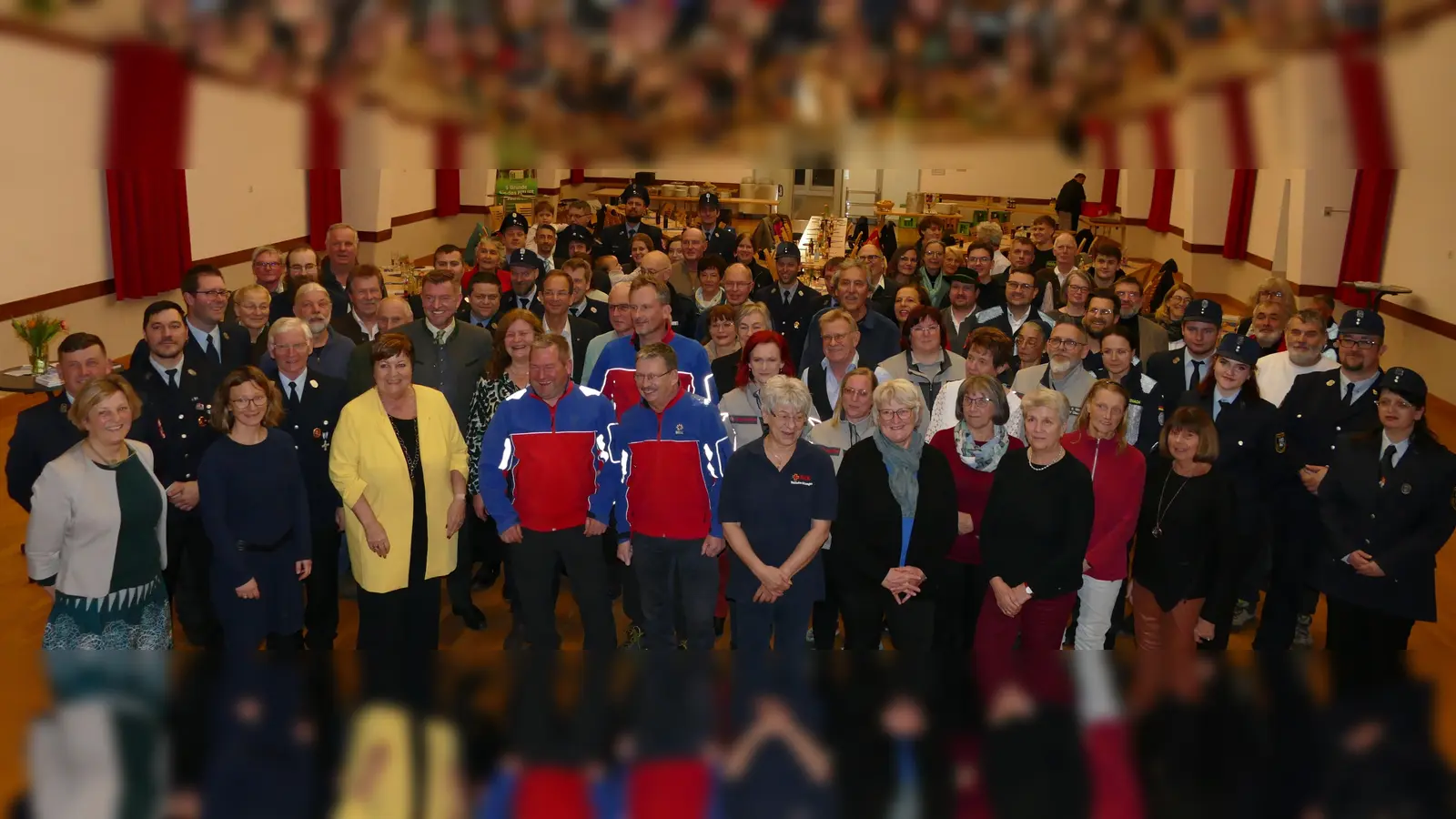 Landrätin Andrea Jochner-Weiß dankte den Ehrenamtlichen. (Foto: Landratsamt)