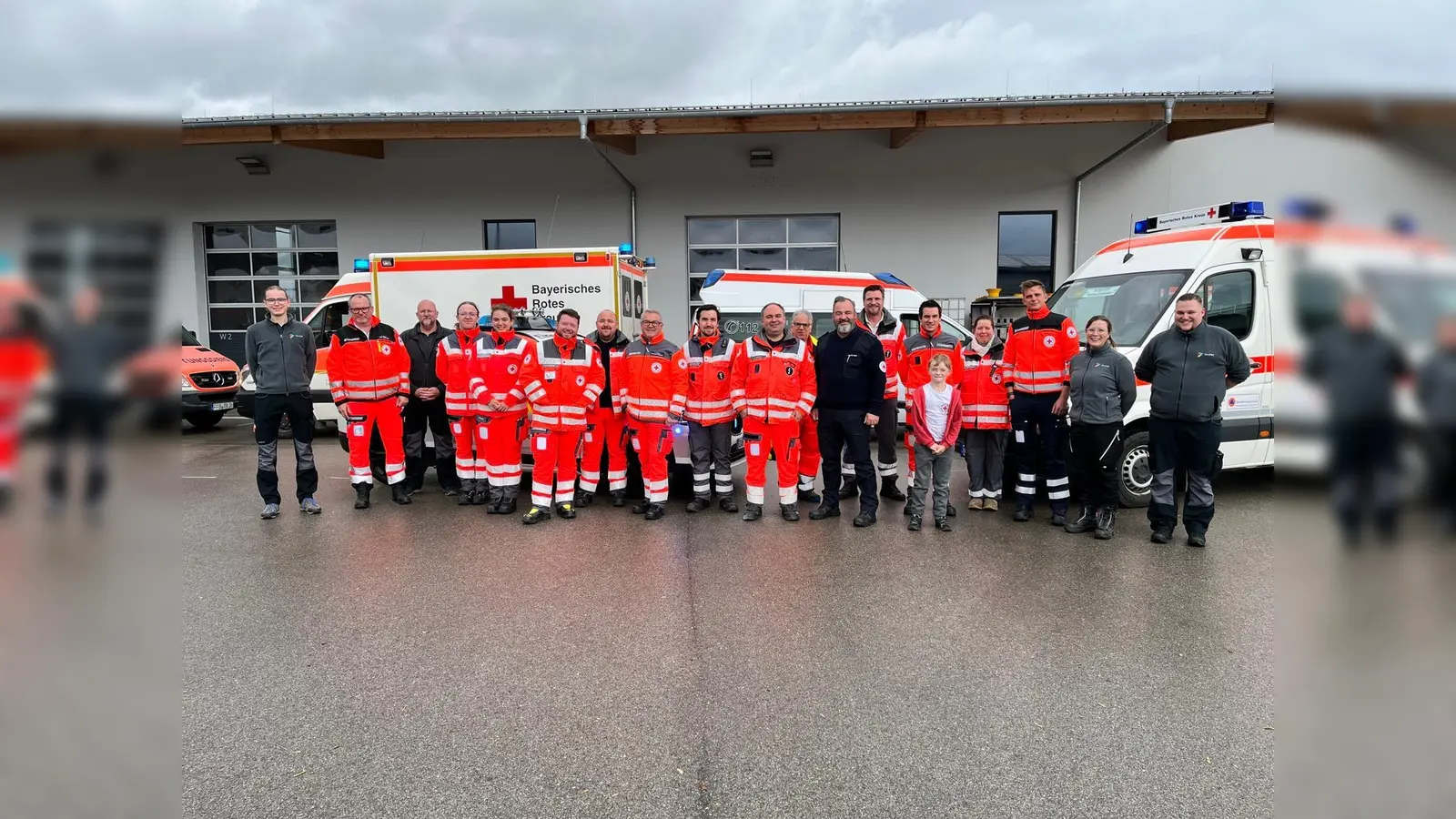 Um auf jeden Fall vorbereitet zu sein: Zehn ehrenamtliche Leitungskräfte aus den Kreisverbänden Dachau und Fürstenfeldbruck nahmen an der zweitägigen Fortbildung teil. (Foto: BRK)
