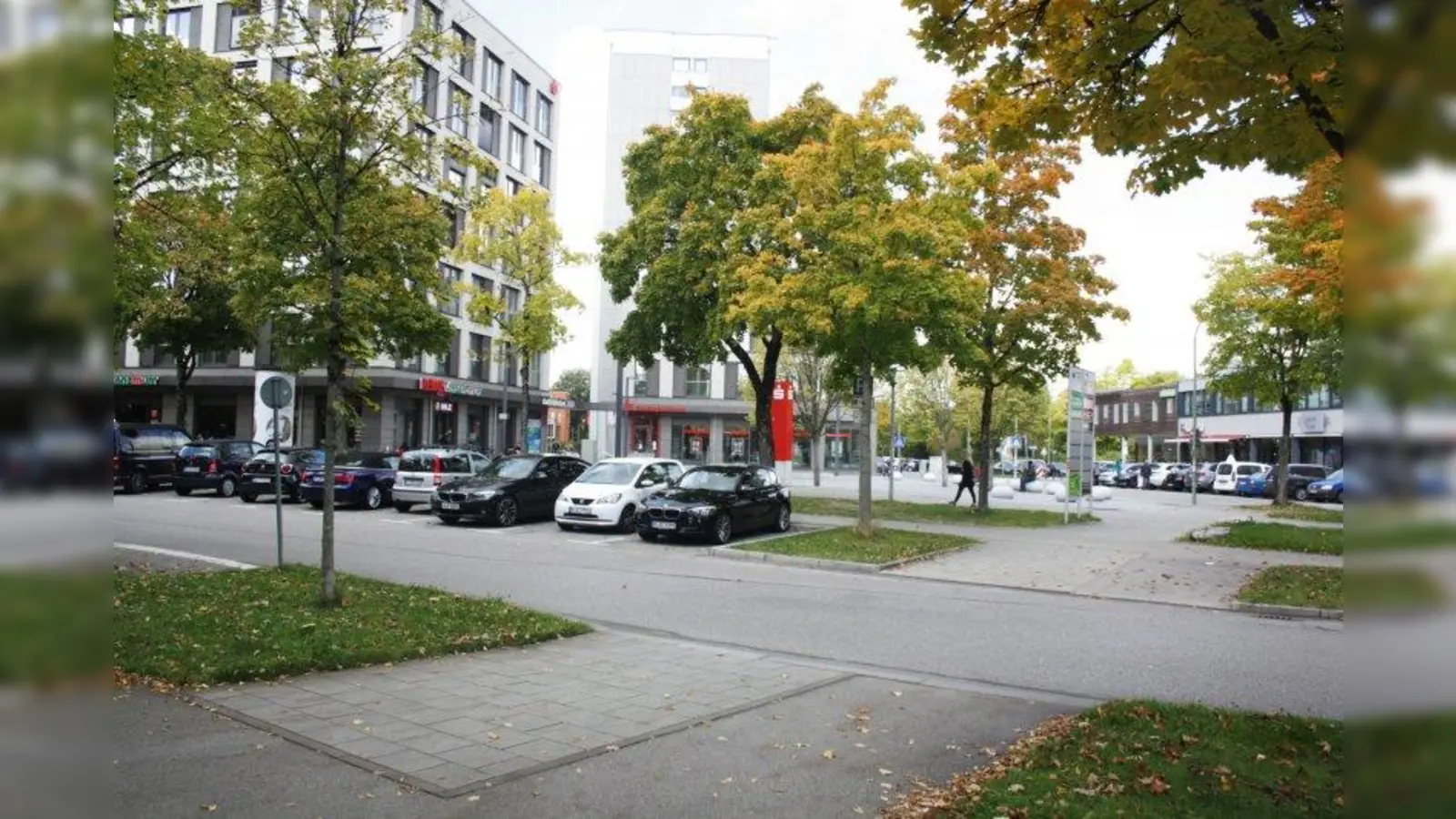 2021: Das neue Quartier ist fertig, beim Queren an der Züricher / Winterthurer Straße ist die Lage aber noch immer unübersichtlich. (Foto: job)