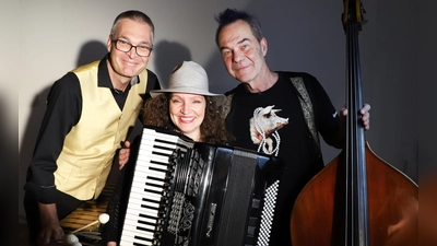 Das Trio Mi.S.S. bringt Carl Orffs Meisterwerk „Carmina Burana” in einer außergewöhnlichen Kleinstbesetzung auf die Bühne des Wasserschlosses. (Foto: Trio Mi.S.S.)