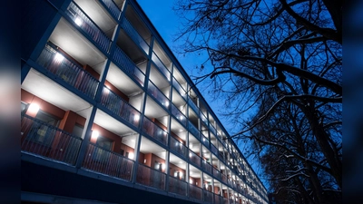 Die Schlüsselübergabe am Dantebad erfolgte Januar 2017. (Foto: Lukas Barth)