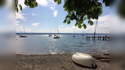 Die Auswirkungen der Pandemie auf den Tourismus im Freistaat Bayern waren auch im Mai gravierend. Unser Bild zeigt den Ammersee. (Foto: Daniel Mielcarek)