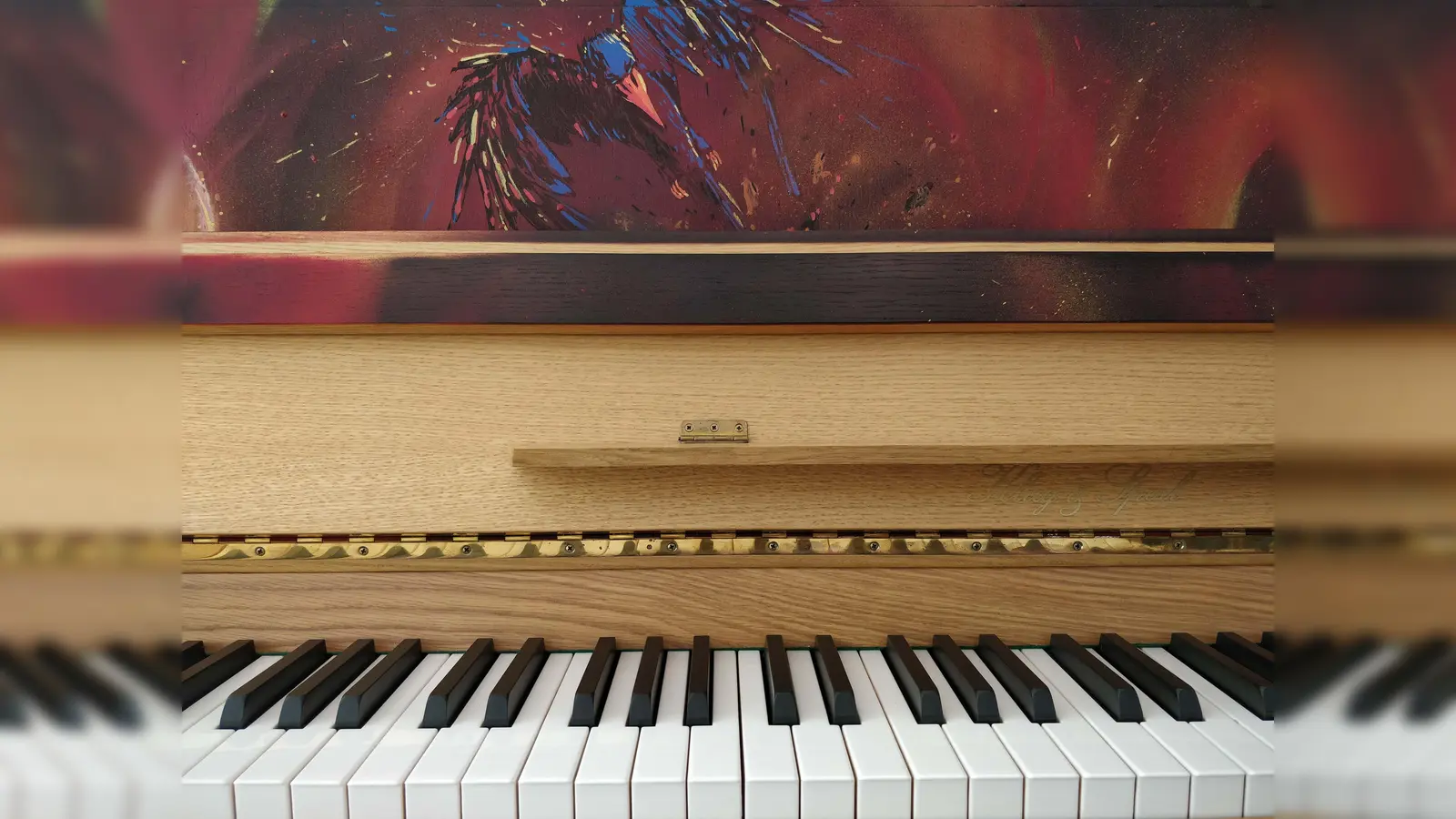 Benjamin Hilbig vom Boomerang über das Straßenklavier: "Das ist typisch Moosach, wenn es eine gute Idee gibt, findet sich sofort ein Team von engagierten Leuten!" (Foto: privat)